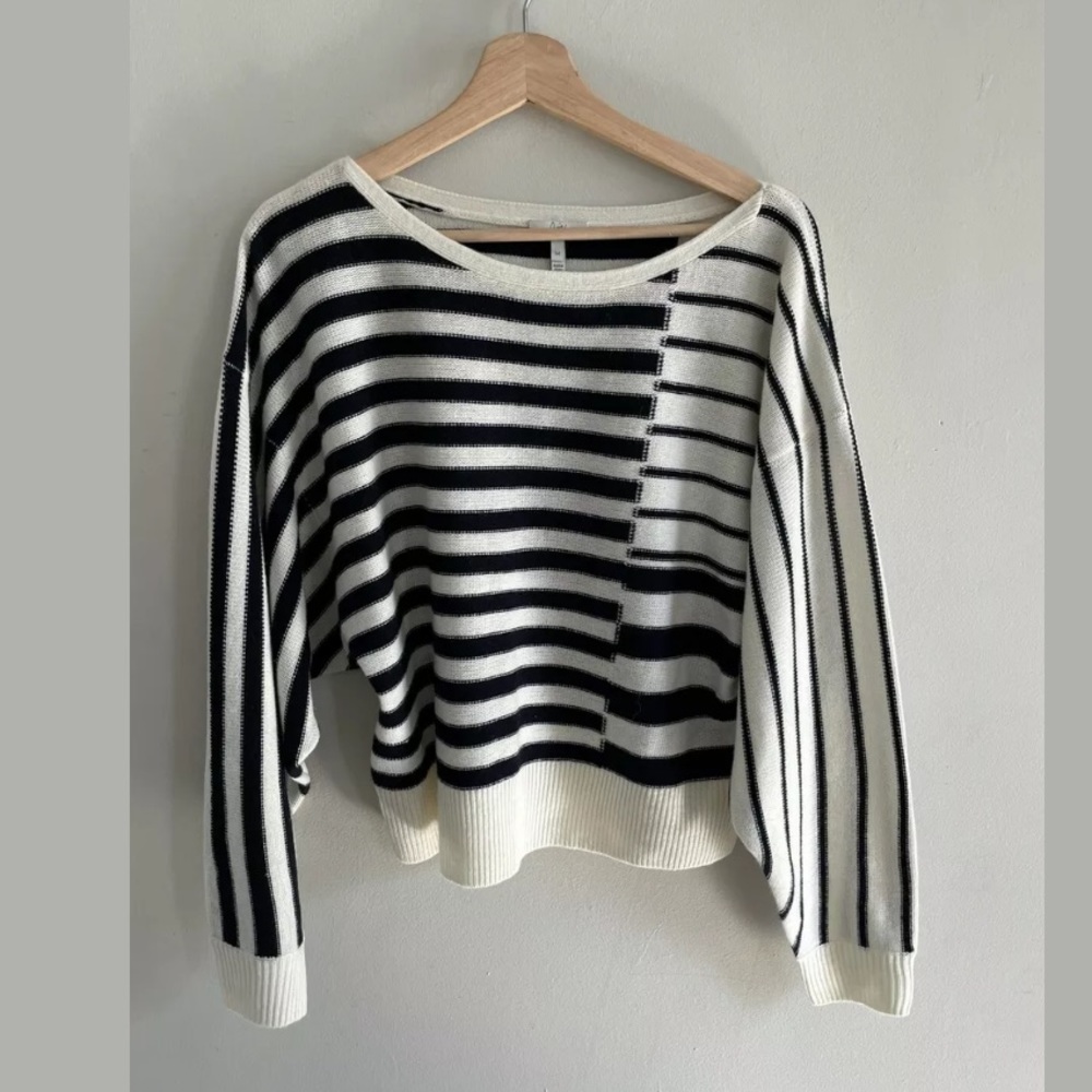 Joie Maridel Sweater dolman sleeve wool cashmere